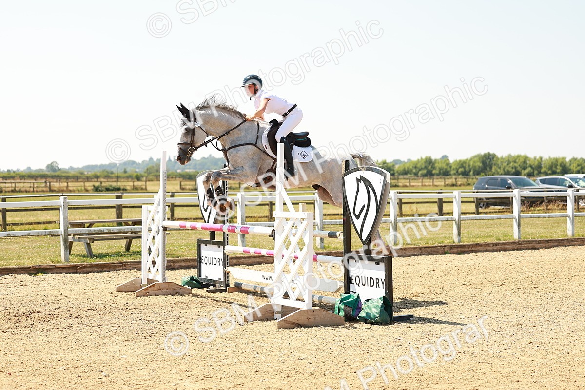 SBM_001588 - Class 4 - Senior Newcomers - 1.10m