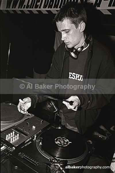 22 - Friends-&-Family @ the-roadhouse 19.04.03