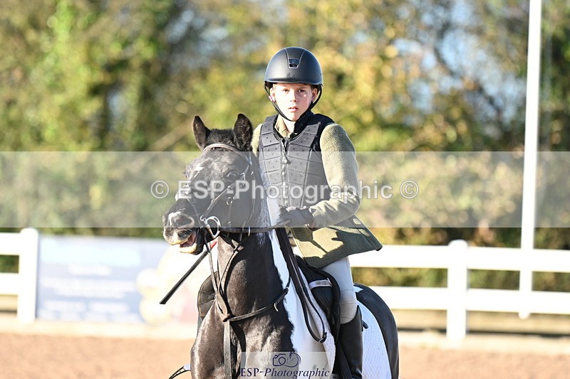 241026A-101456-00085 - SAT Cls 3 Pony Intro 70cm