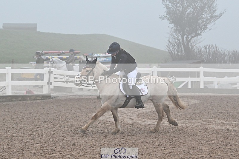 250208-094038-00044 - Cls 3 Pony Intro 70cm