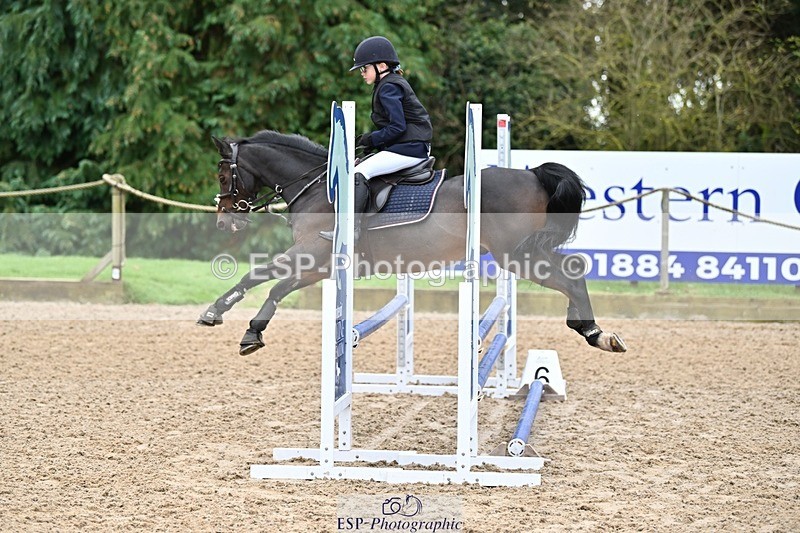 230930-093553-00037 - Cls 1 Pony Intro 70cm