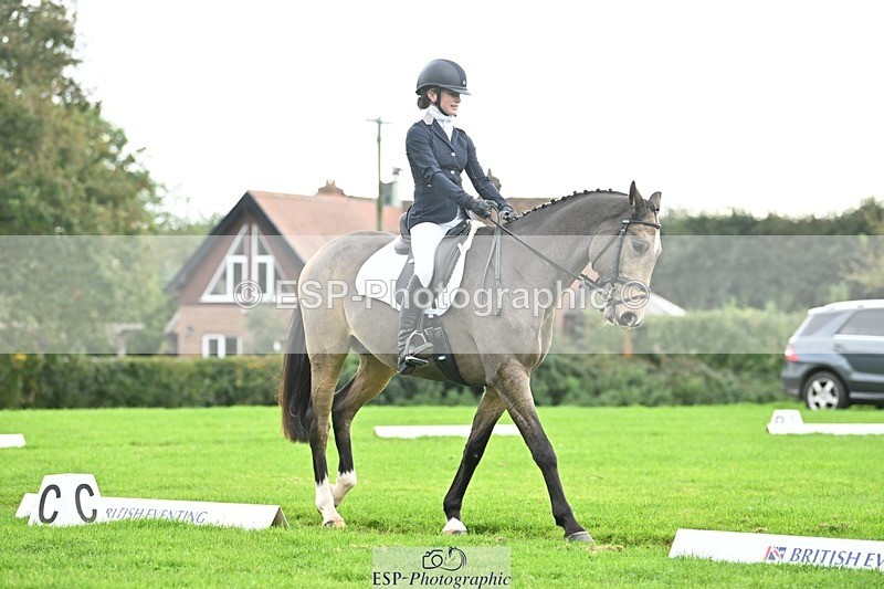 241024-114652-02472 - 319-Neve.Webber-MR.BUZZ