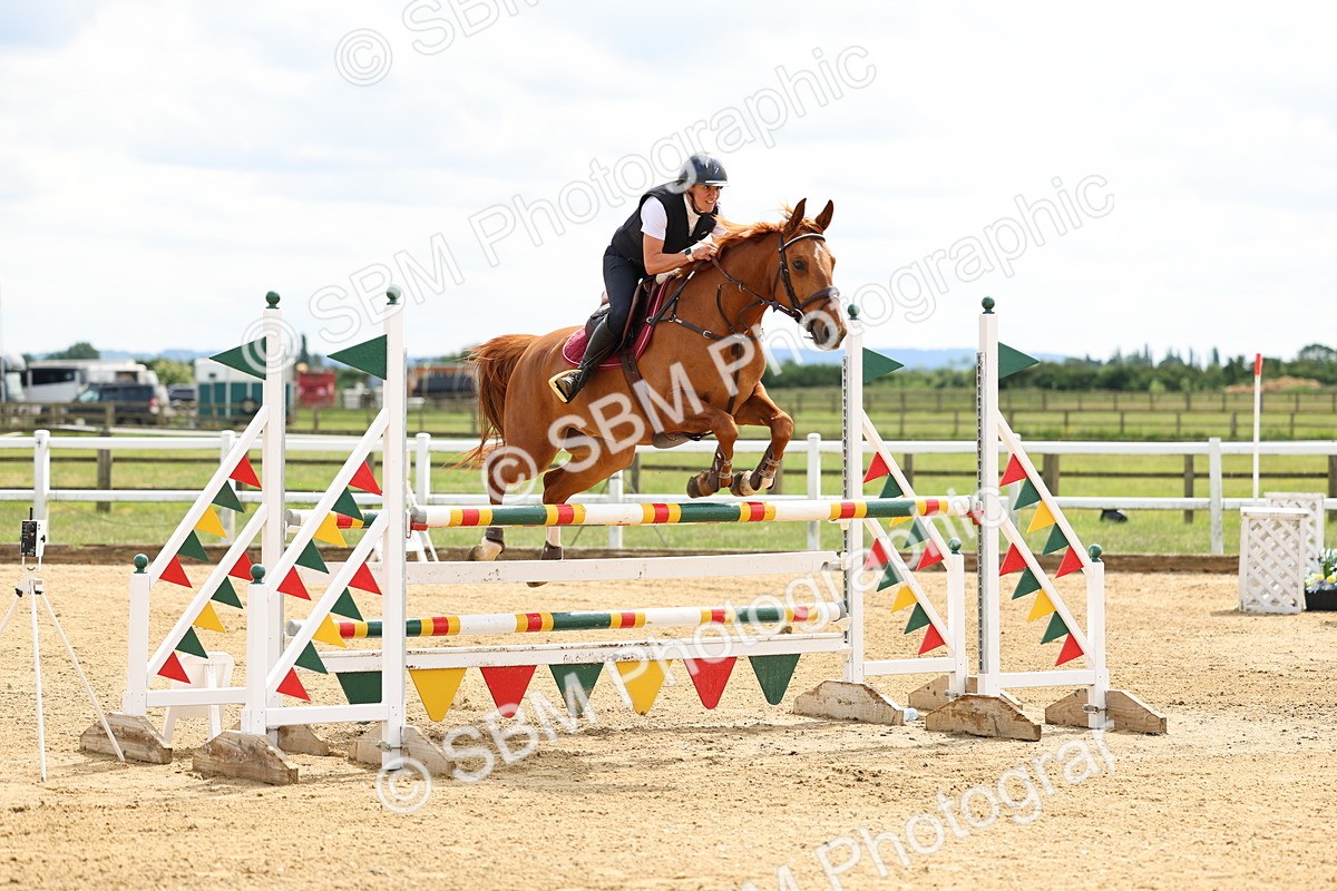 SBM_005948 - Class 19 - Senior Newcomers - 1.10m