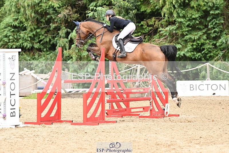 250706A-143451-20003 - Cls 49 Snr 1.10m Grand Prix