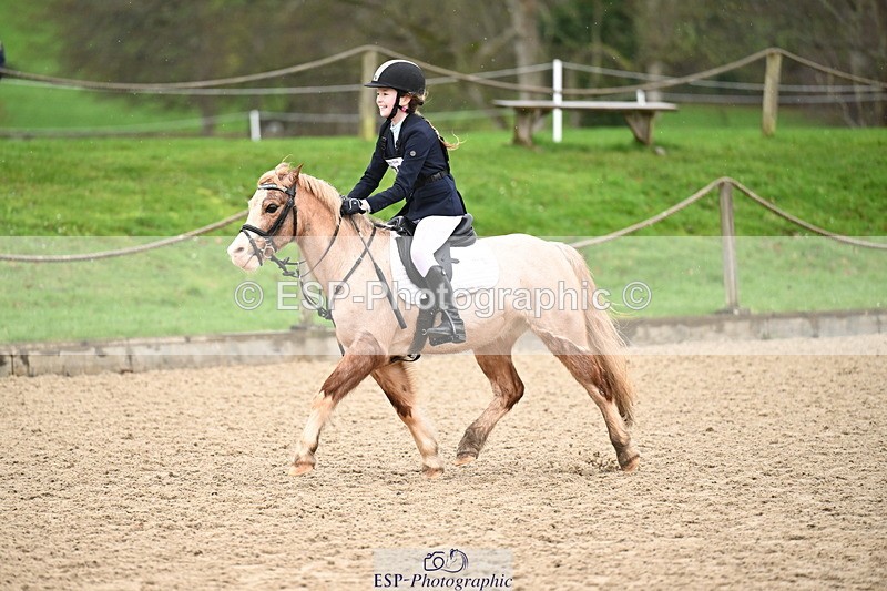 260222A-103656-00445 - 40cm Unassisted