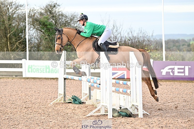 241206-100702-00175 - Cls 2 British Novice and 90cm Open