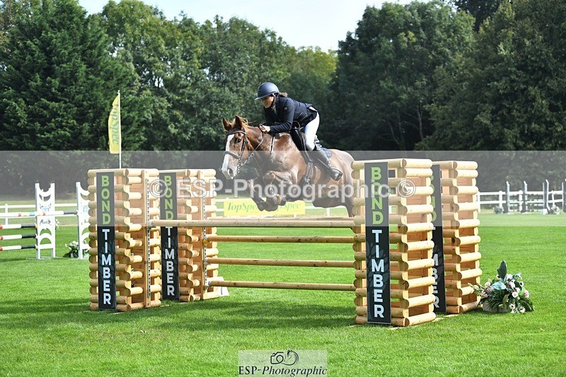 230908-110513-01058 - Cls 2 Snr Foxhunter & 1.20m Open
