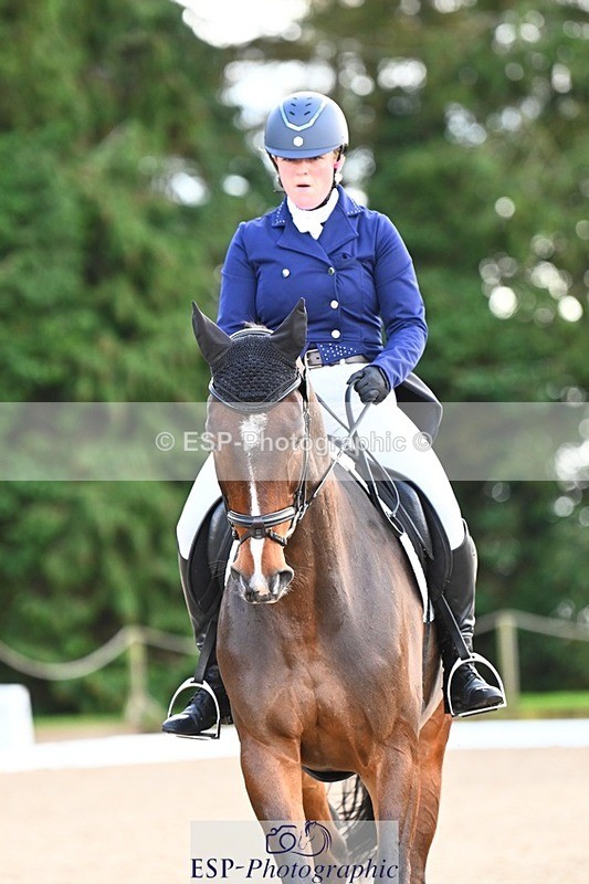 231021-144929-18805 - 255-CLOUDBERRY.BLUE-Isabelle.Downes-DR