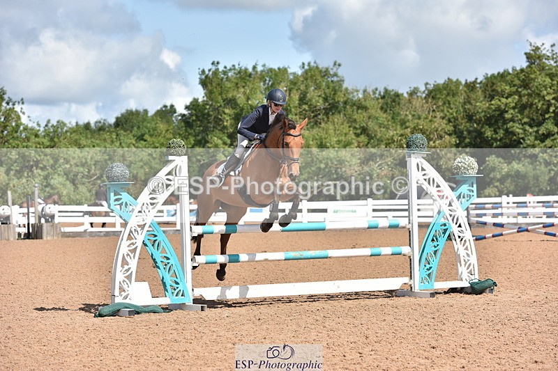 230806A-110912-01339 - Cls 17 Snr Discovery & 1m Open