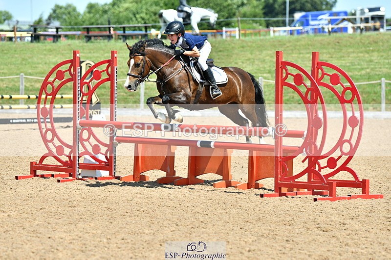 230625A-115710-03865 - Cls 34 Stepping Stones 128 + 138cm