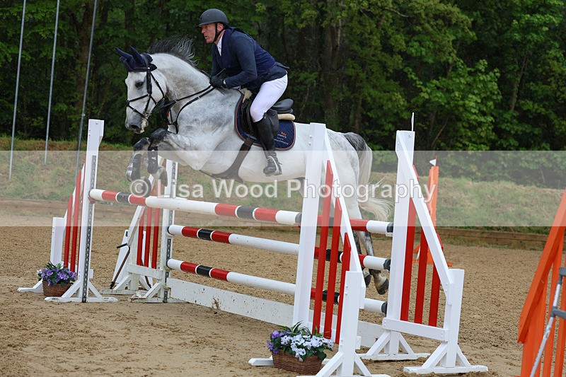 3E7A7275 - Class 7: Senior Newcomers/1.10m open