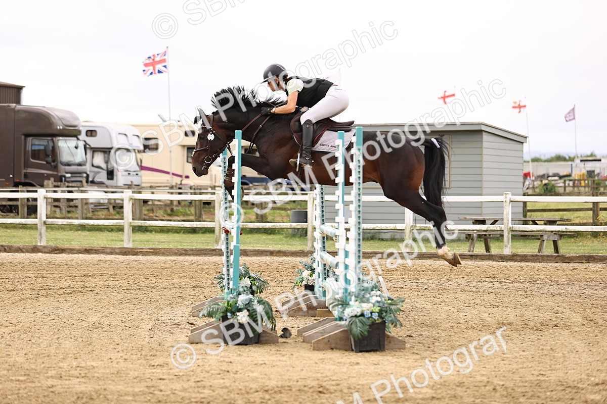 SBM_003013 - Class 21 - Senior Newcomers - 1.10m
