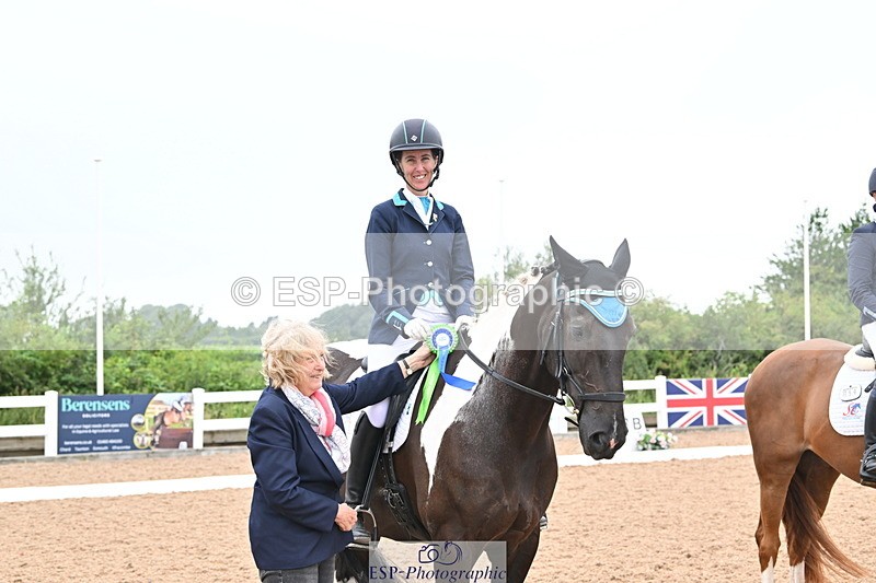 240815A-131208-01214 - Cls 8-P Freestyle Medium Silver