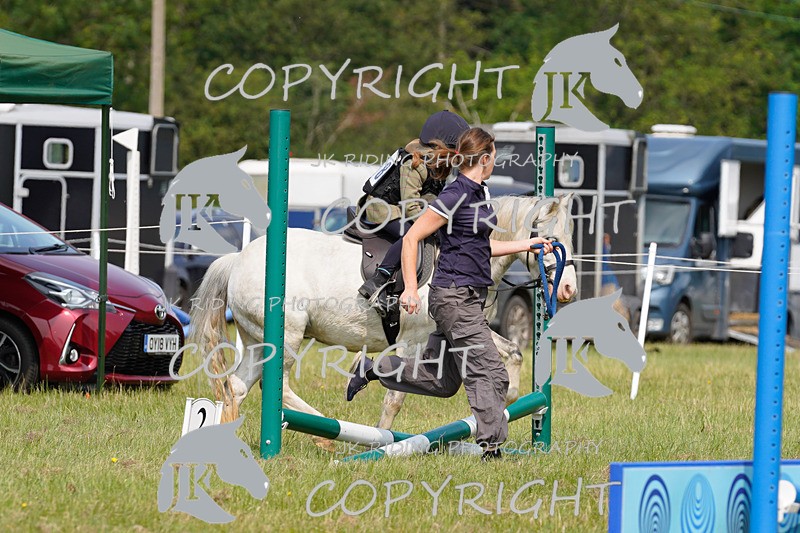 _DSC4409 - CLASS 5 CROSS POLES RING 2