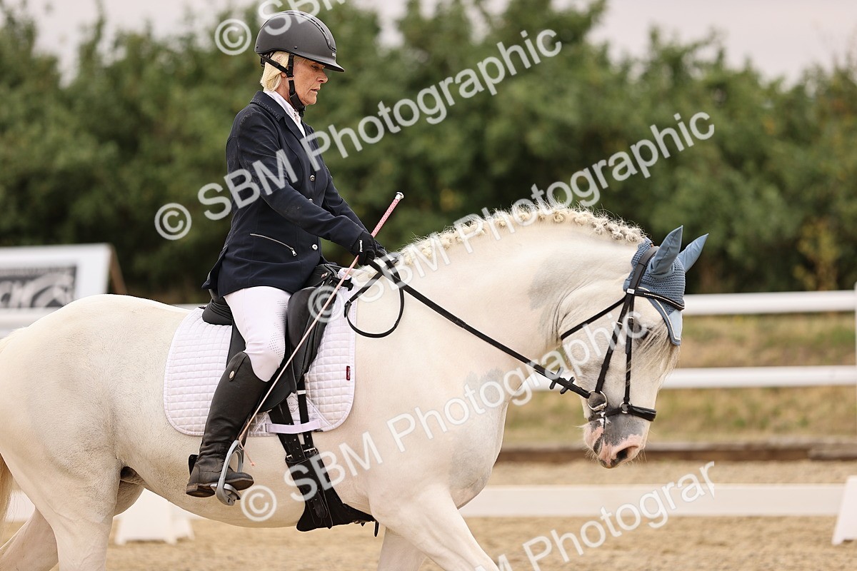 SBM_005300 - Intro 3 - 8.30-9.30