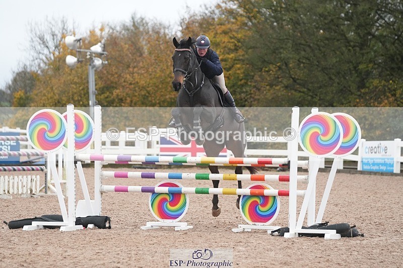 251107-133445-00974 - Cls 5 Newcomers and 1.10m Open