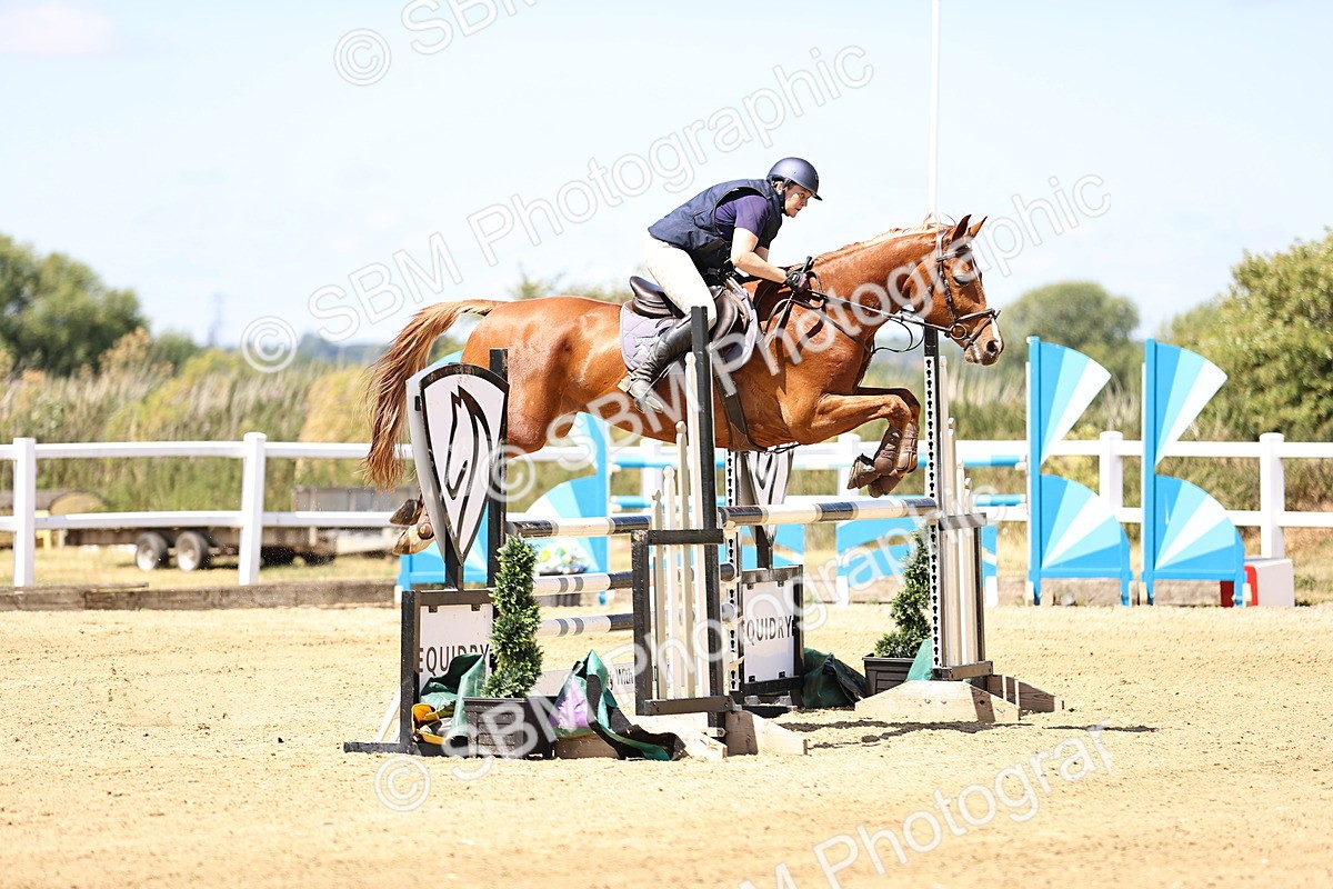 SBM_014388 - Class 15 - Senior Newcomers - 1.10m Open