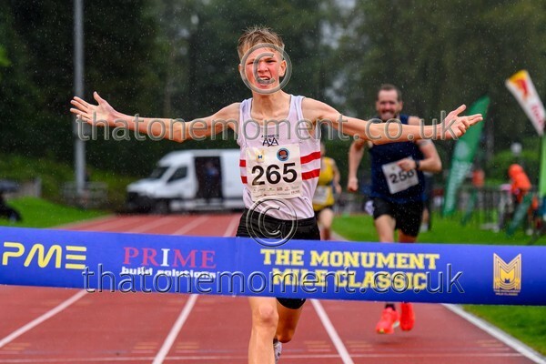 Monument25-918624 - Set Three