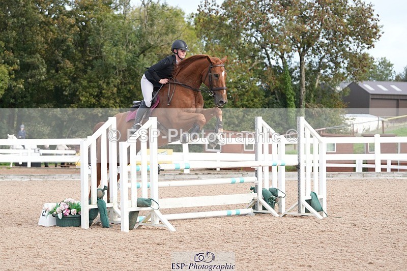 251005-100347-02447 - Cls 22 British Novice and 90cm