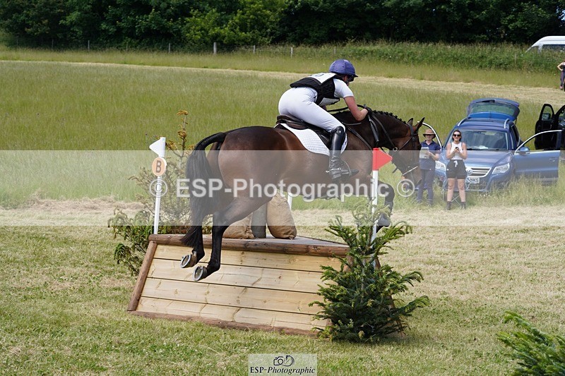240629X-112012-1546 - 010-Georgie_Selley-VICARSTOWN_VICTOR
