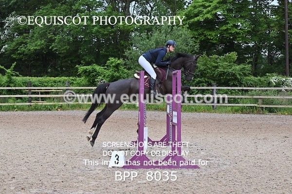 BPP_8035 - CLASS 11 SUN Senior BritiNovice/ 90cm Open