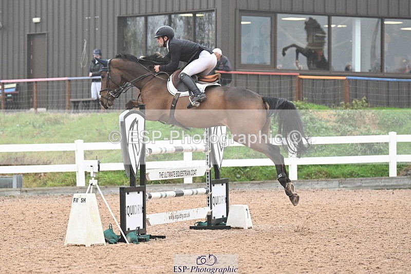 241102A-121205-04497 - SAT Cls 15 Foxhunter and 1.20m Open