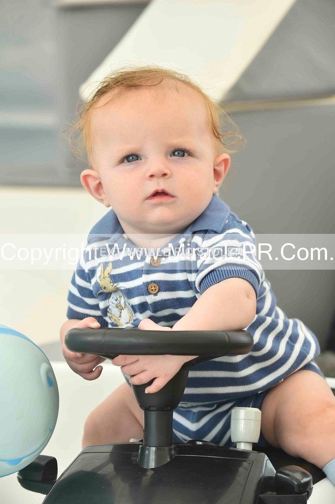 SH4_2179 - Bonny baby competition.