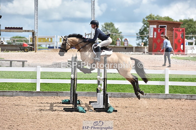 230806A-135746-02274 - Cls 21 Pony Newcomers & 1m Open