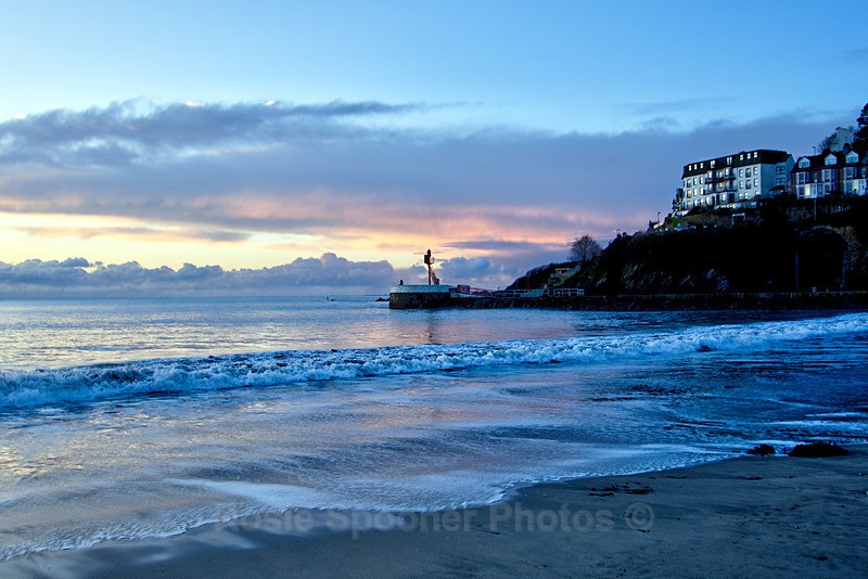  - Looe