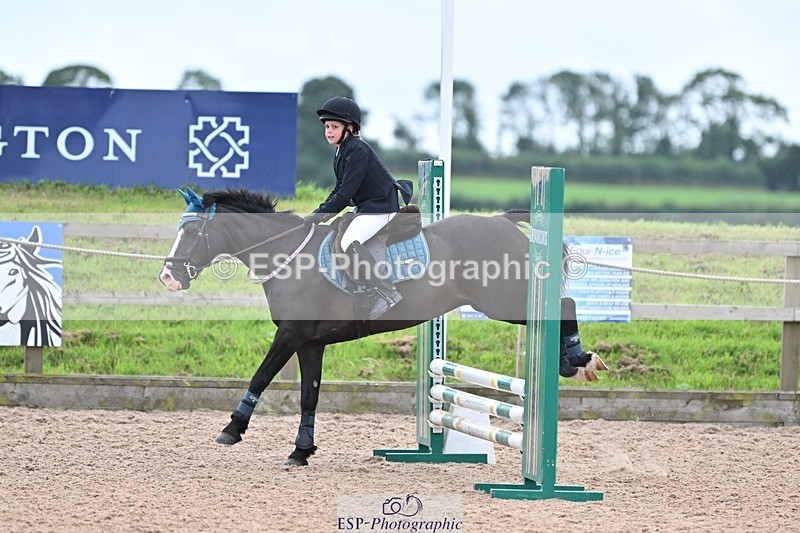 240813-161733-00207 - Clear round & 60cm