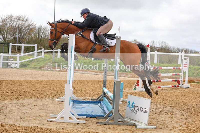 3E7A1617 - Class 7: Senior Newcomers/1.10m open