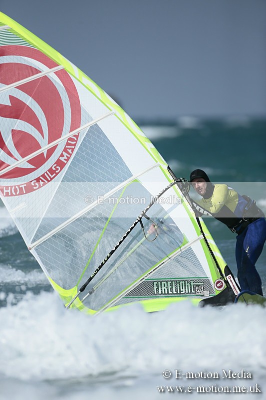 WS 020413-15 - Windsurfing