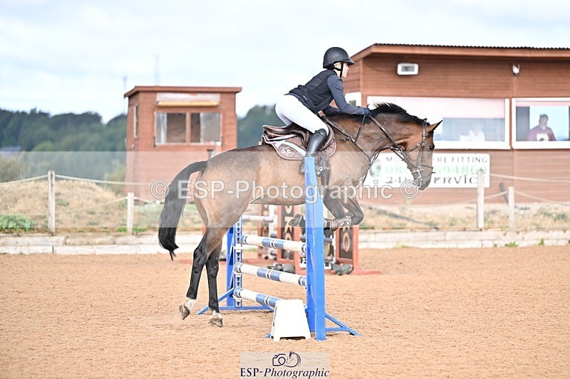 260819-102413-00028 - Cls 1 Clear Round