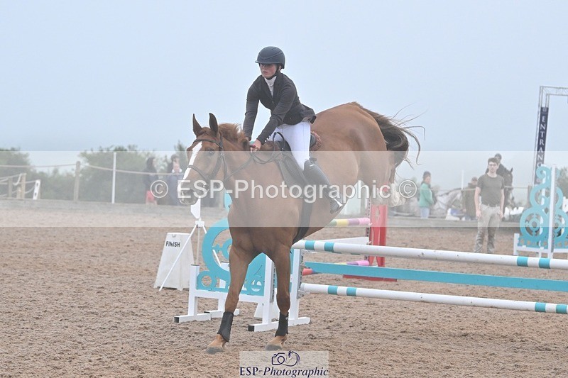 240813-193333-00962 - Classes 7 A&B 90cm