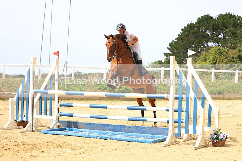 3E7A4236 - Class 7: Senior Newcomers/1.10m open