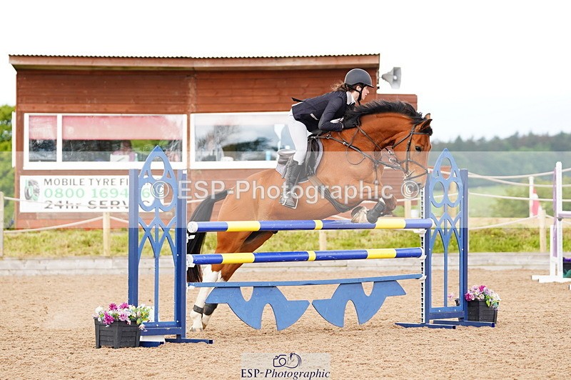 240526A-110718-07730 - Cls 26 Chard Equ 1.05m and 1.10m Grand Prix