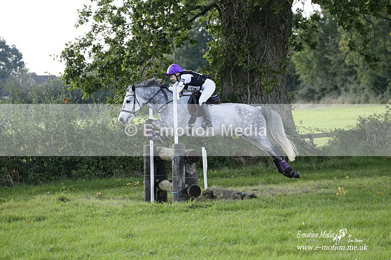  WWHT 171021 3544 - Intermediate Pairs (0.90m)  17/10/21