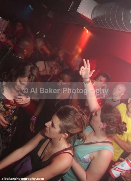 077 - Soul:ution vs Strange Fruit  28.05.10