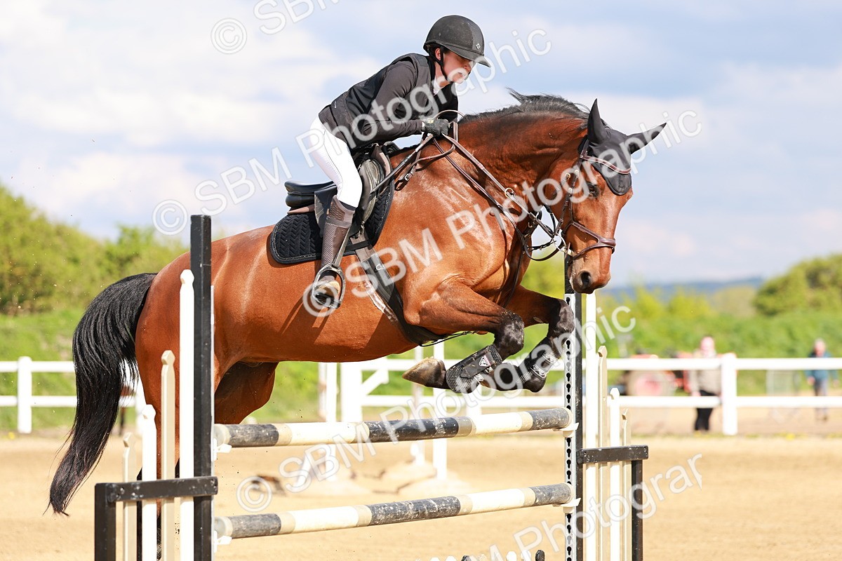 SBM_002434 - Class 5 - Senior Foxhunter - 1.20m
