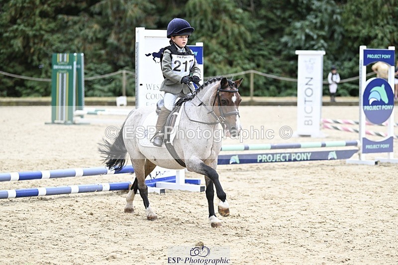 250820A-130434-06873 - Round 1, Start to 1.30pm Break