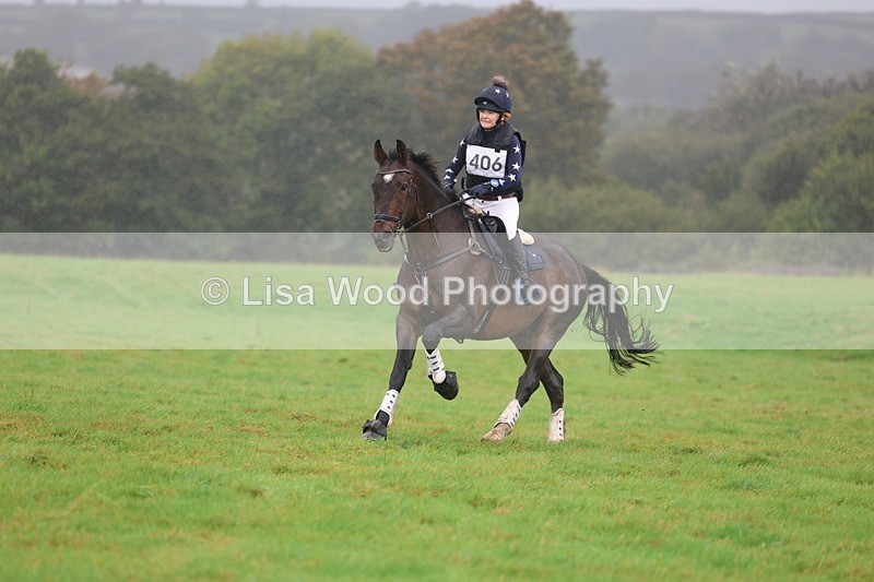 3E7A1837 - Class 4: 80cm: Box