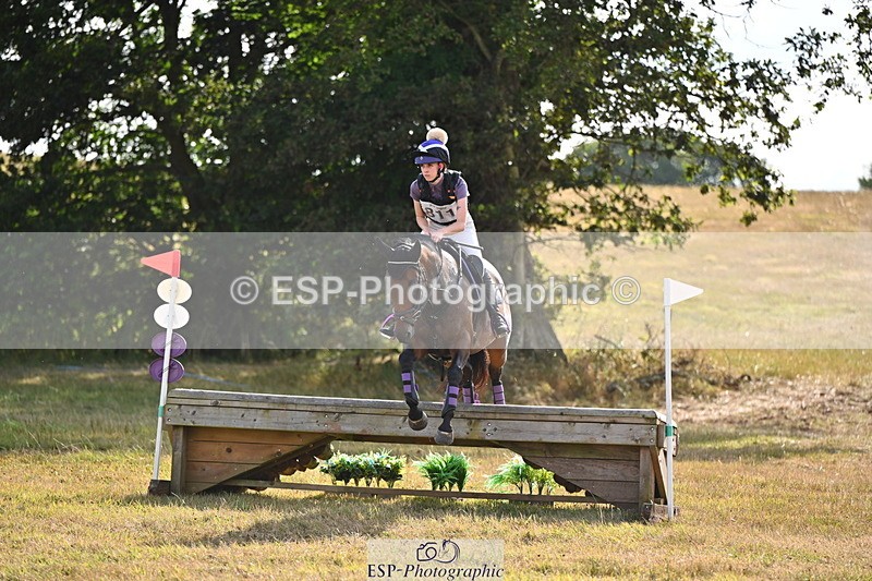 250803A-172506-18038 - R-811-Jasmine.Sleeman-TIGHTEN.UP