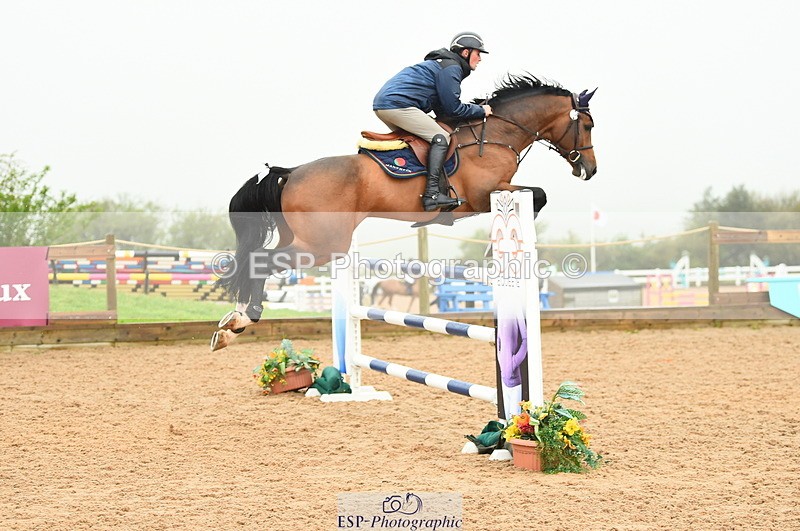 230505A-094310-02753 - Cls 20 Snr Foxhunter