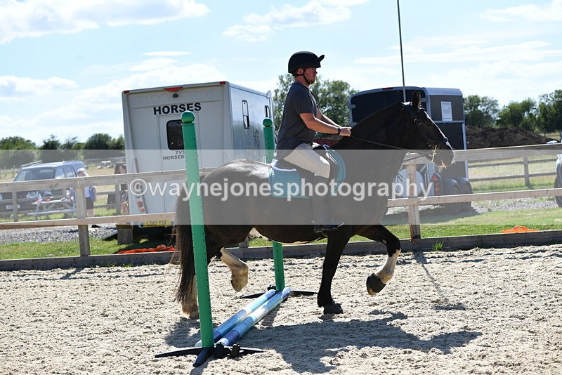 WJ5_5234 - Poles on the Floor