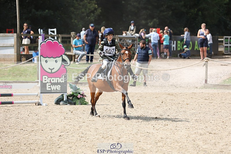 240823X-122308-16759 - 60cm R1 11.30 to 13.30