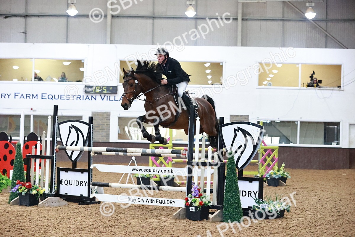 SBM_002906 - Class 11 - Senior Foxhunter 1.20m
