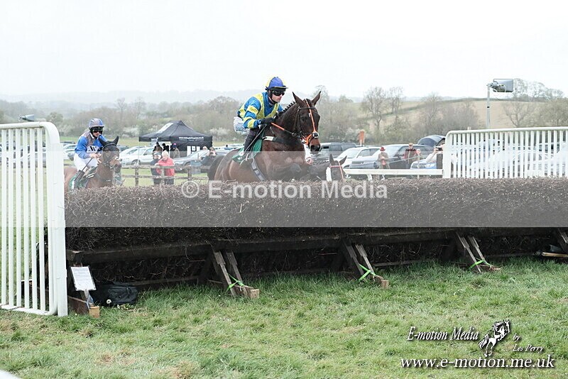 PtP 130425 372 - Edgecote Races 13/04/25