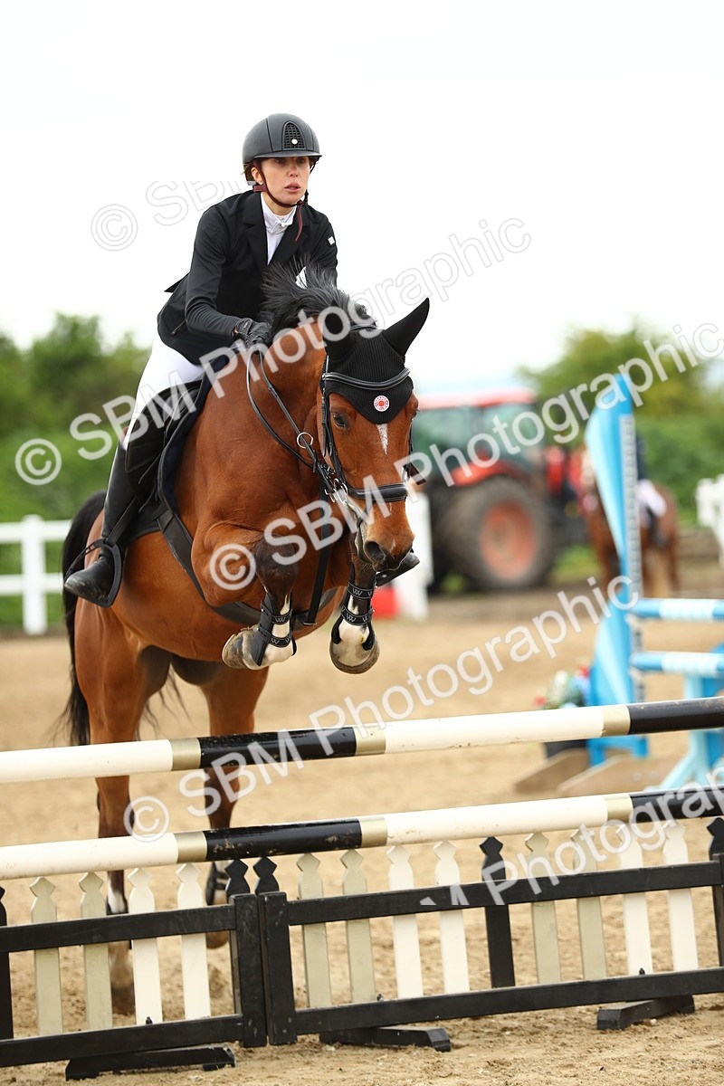 SBM_000393 - Class 2 - Senior British Novice 90cm