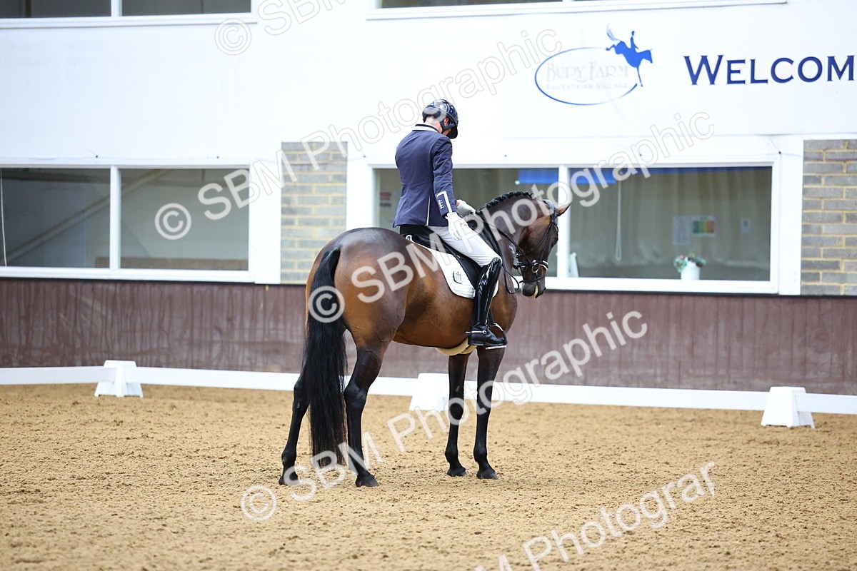 SBM_005339 - Class 5 - Novice 6 - 9.30-10.33