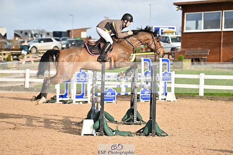 241208-132314-01764 - Cls 21 Newcomers and 1.10m Open